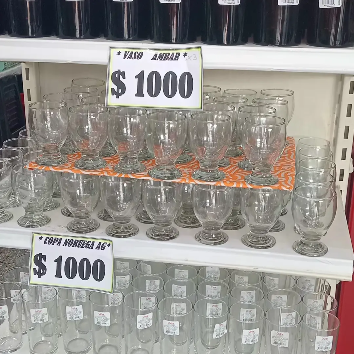 Copas y vasos de vidrio a $1.000