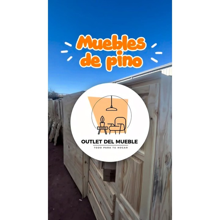 Muebles de pino y sillas reforzadas
