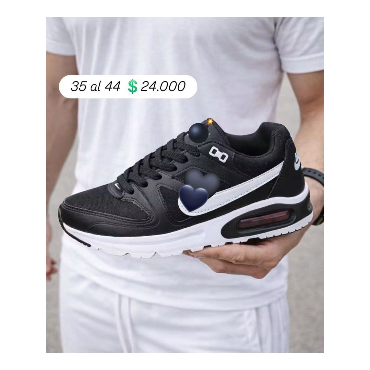 Zapatillas urbanas negras y blancas