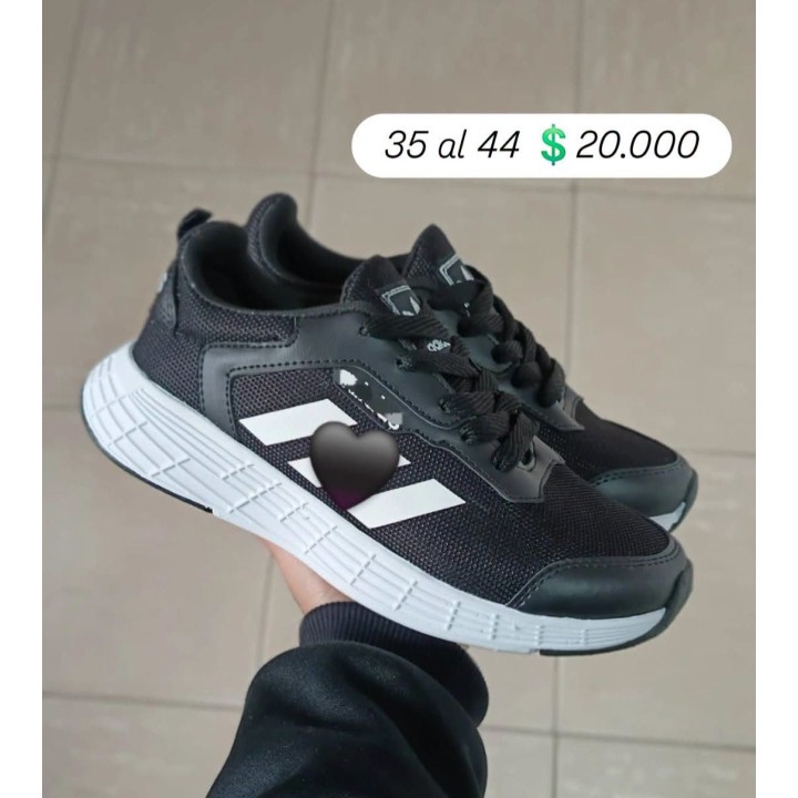 Zapatillas deportivas negras