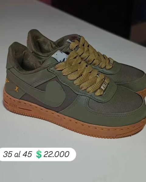 Zapatillas verde militar