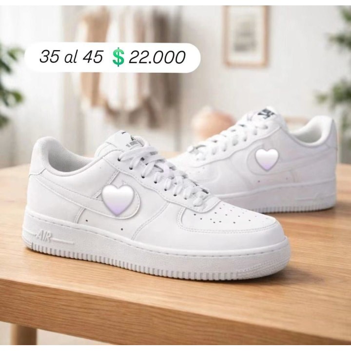 Zapatillas blancas clásicas