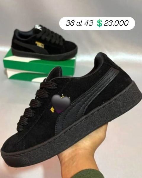 Zapatillas negras de gamuza