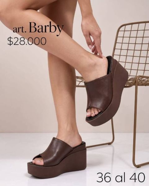 Sandalias Art Barby con plataforma