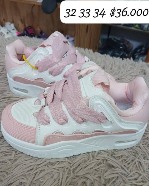 Zapatillas 47 Street para chicos