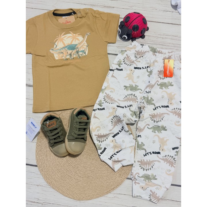 Remeras, babuchas y buzos rústicos para bebés