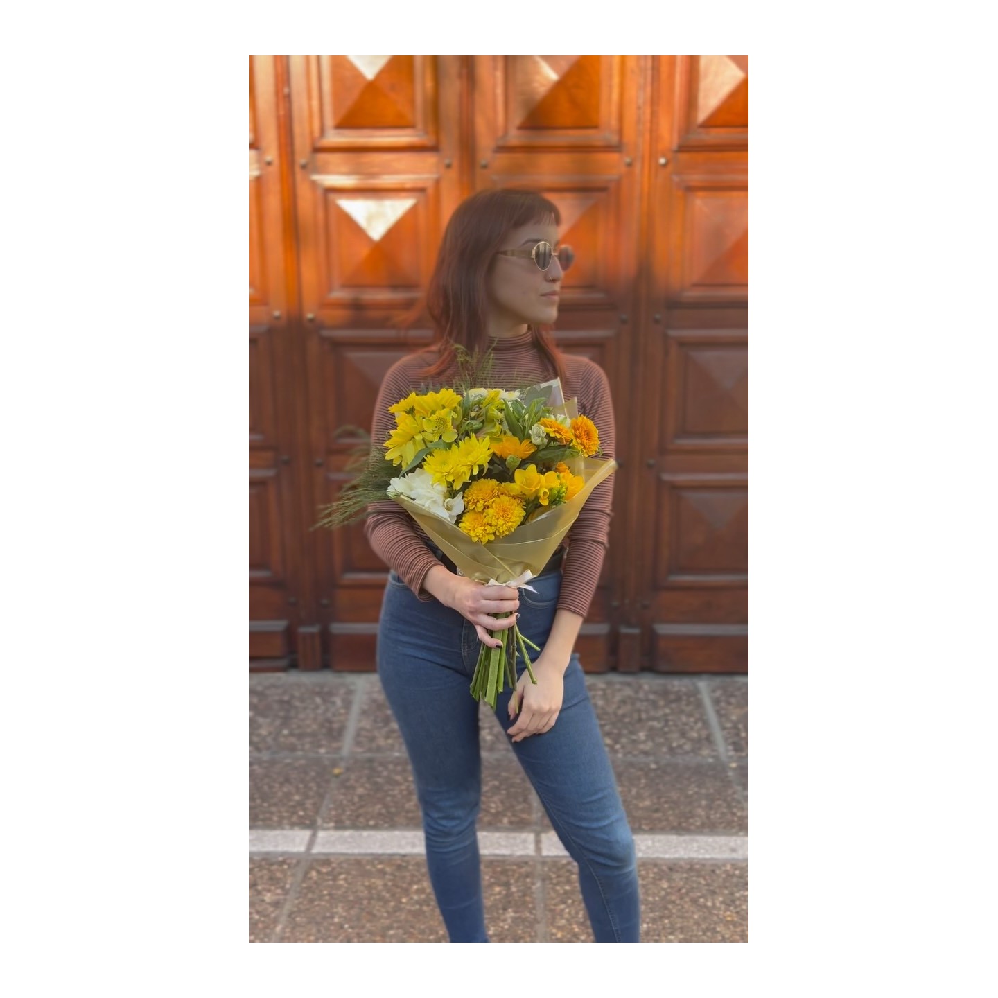 Ramos de estación y ramo amarillo