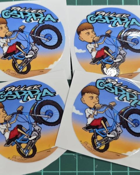 Stickers DTF UV para motos, bicis y talleres