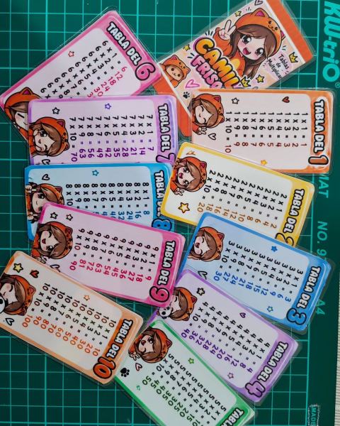 Etiquetas y horarios escolares personalizados