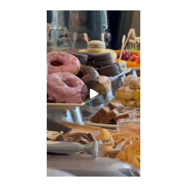 Buffet libre de desayuno y merienda