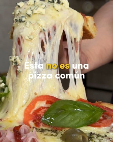 Pizzas con bordes rellenos