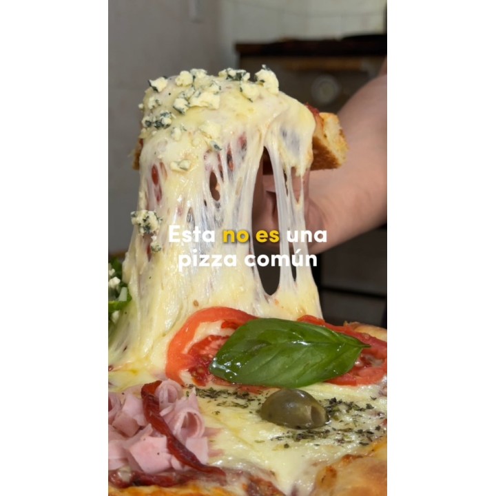 Pizzas con bordes rellenos