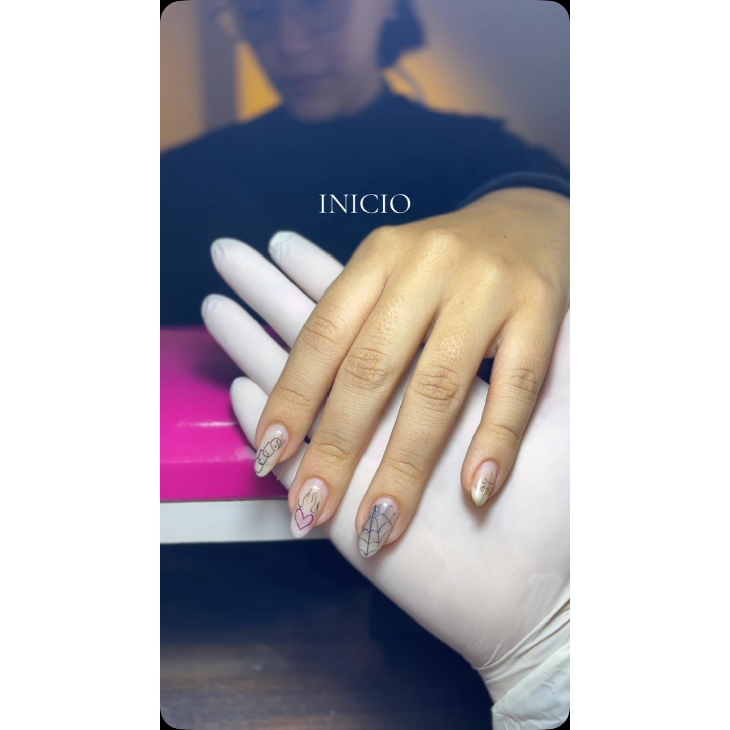 Manicura y diseño de uñas