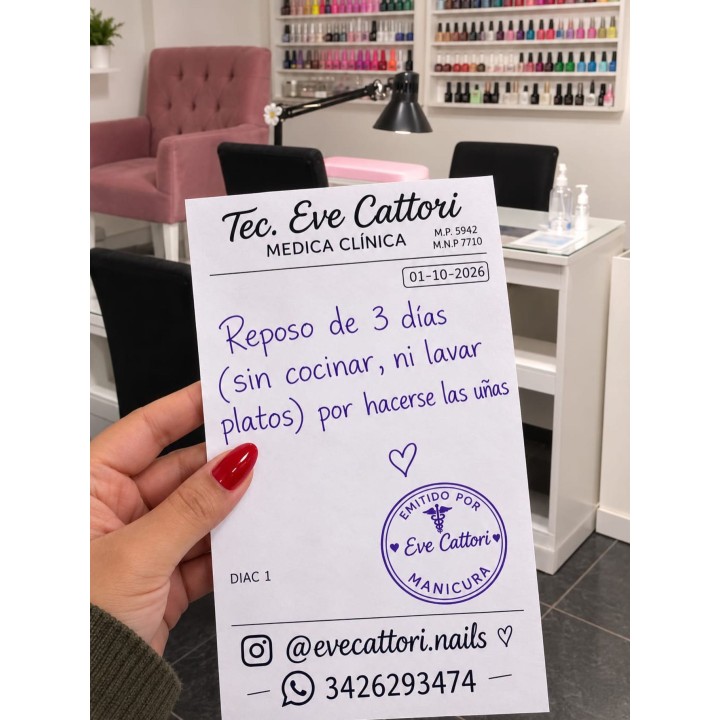 Manicura y diseño de uñas