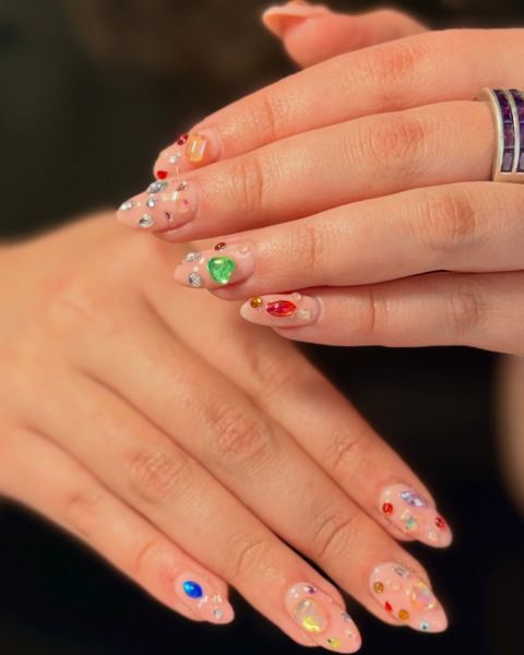 Manicura y diseño de uñas