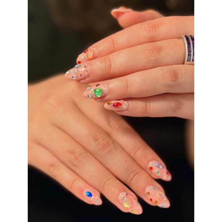 Manicura y diseño de uñas