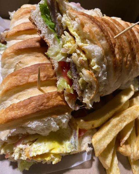 Sándwich de carne
