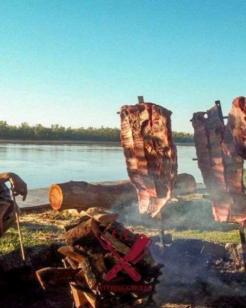Asado a la estaca o a la parrilla para eventos