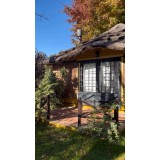 Cabañas equipadas con piscina climatizada