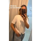 Remeras bordadas y estampadas