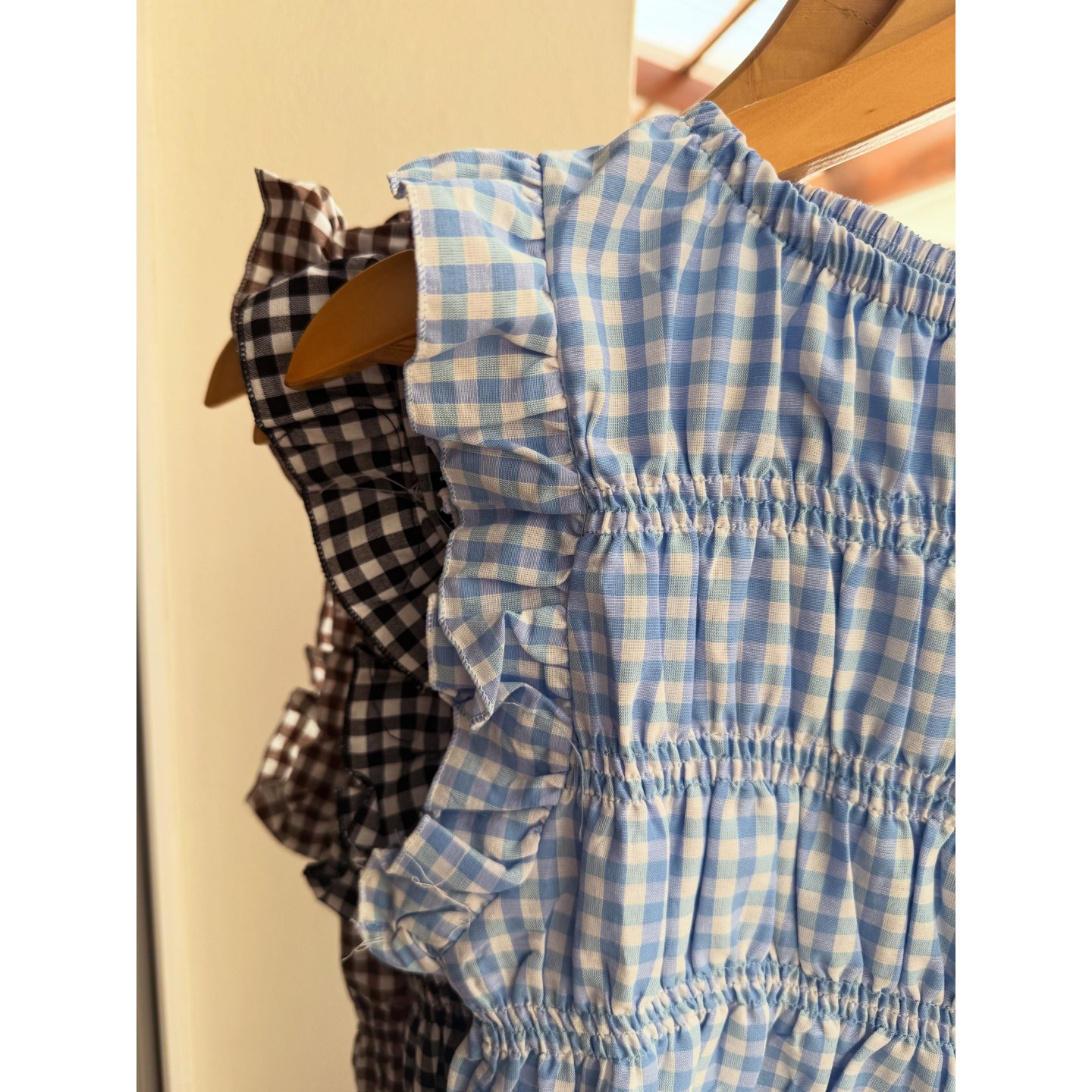 Blusas y camisas