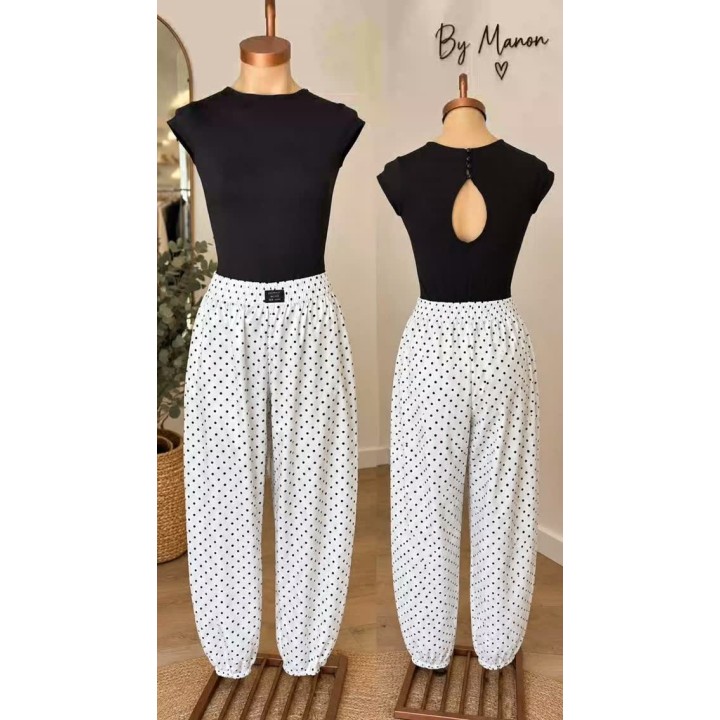 Pantalón de satén y body