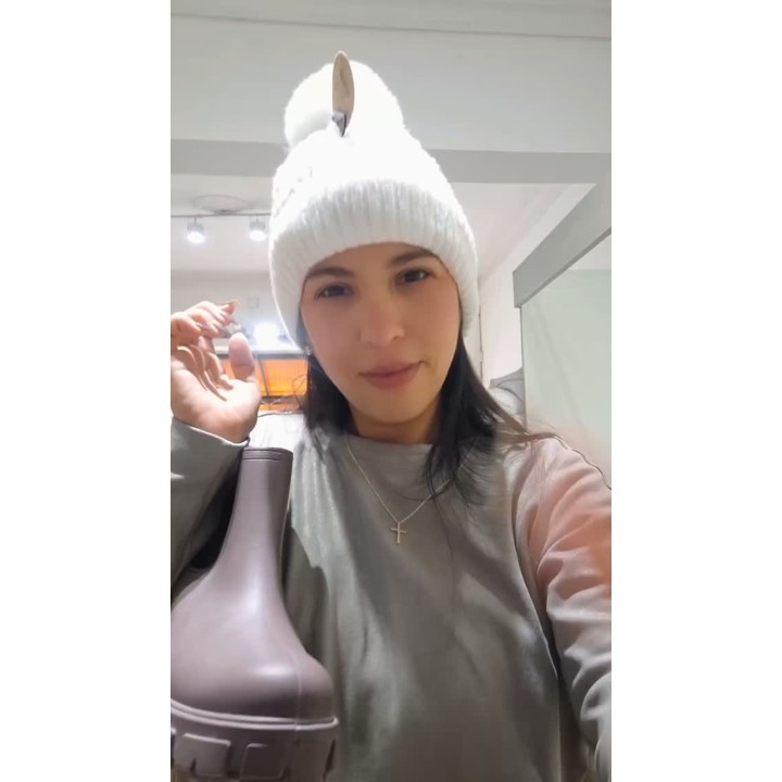 Gorro y botas