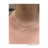 Cadenas y collares en capas