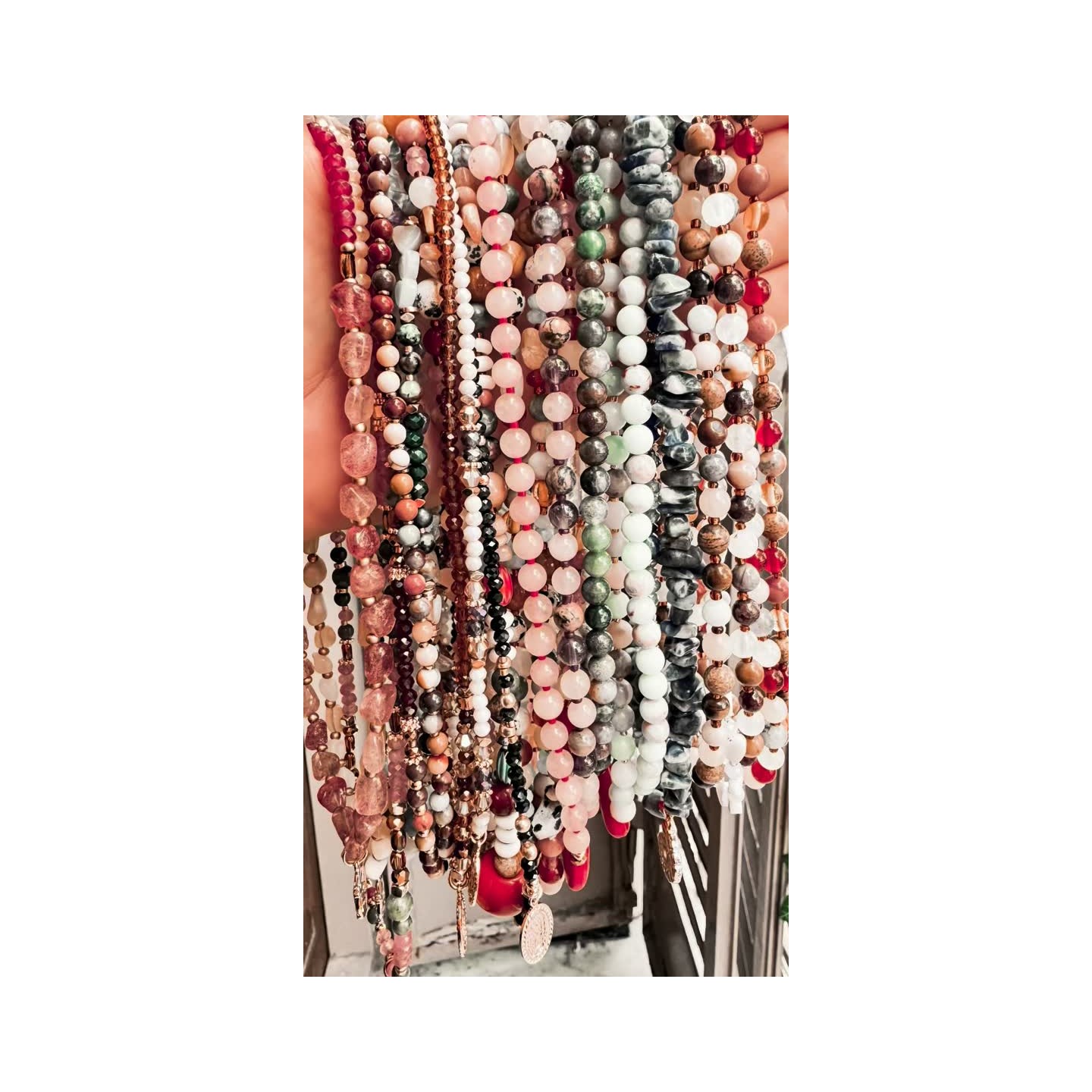Collares de piedras naturales