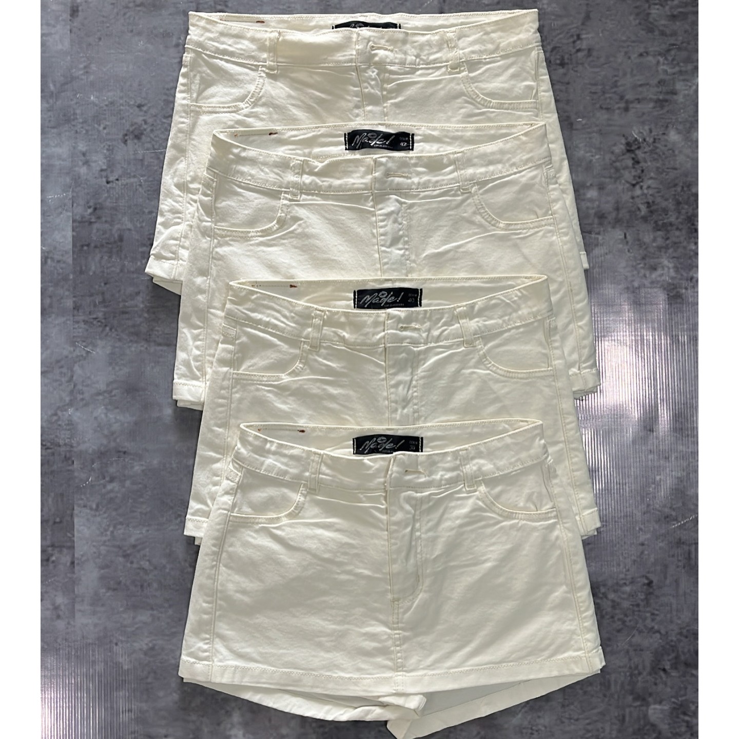 Pollera de jeans con short