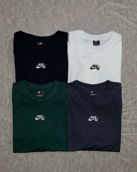 Remeras bordadas Nike SB y Adidas