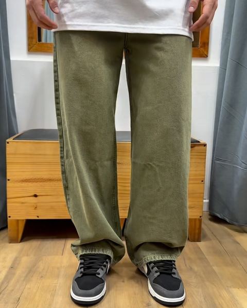 Jeans y pantalones baggy