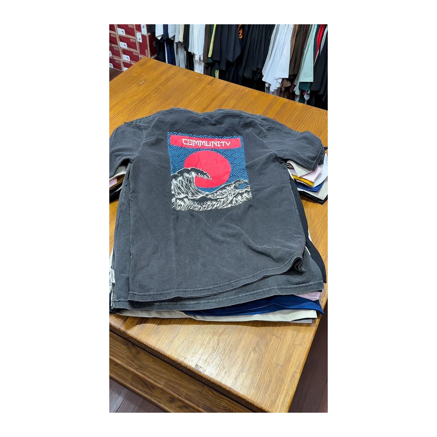 Remeras CMMNTY