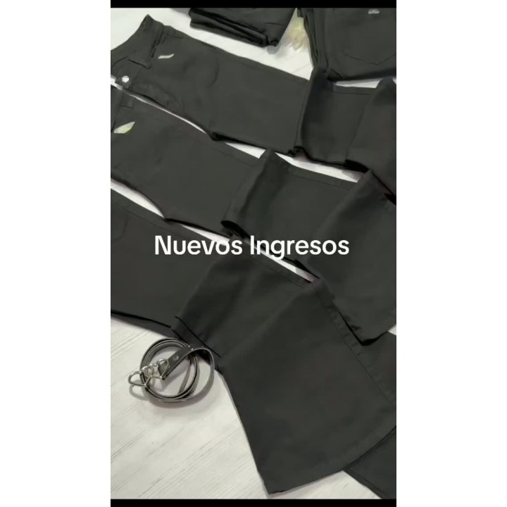 Pantalones negros