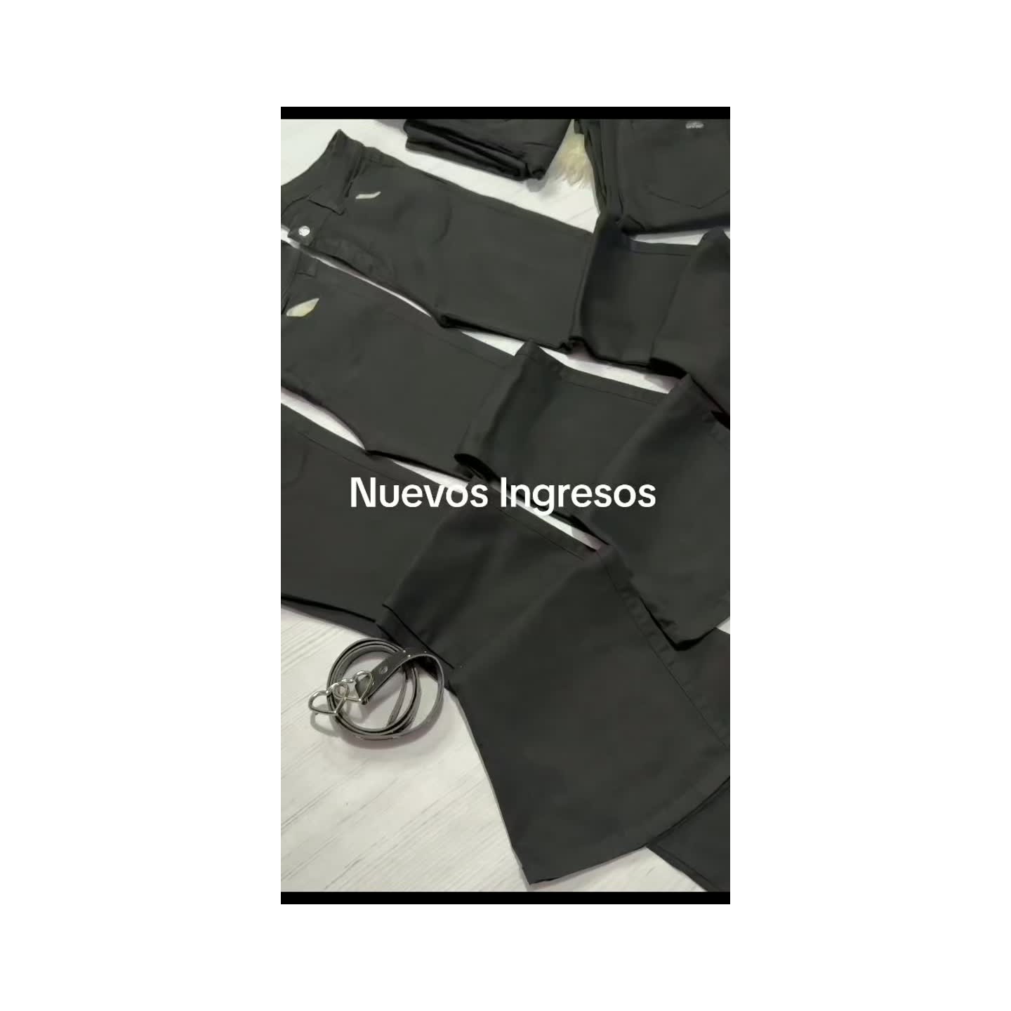 Pantalones negros