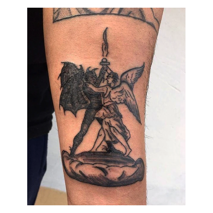 Tatuajes blackwork
