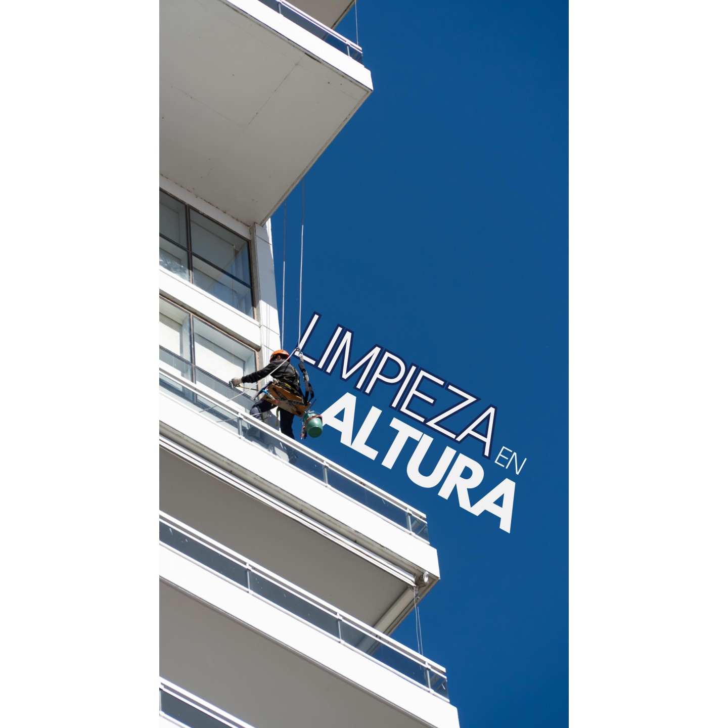 Limpieza de fachadas y vidrios en altura