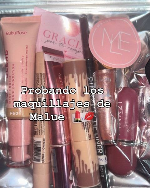 Maquillaje: bases, labiales y delineadores