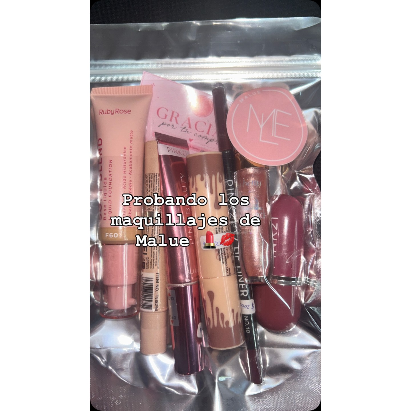 Maquillaje: bases, labiales y delineadores