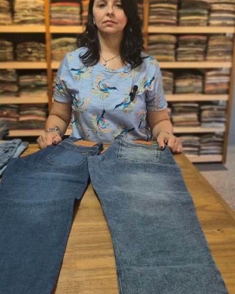 Jeans Taverniti, Cenitho y Fingers Crossed