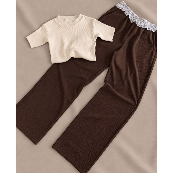 Remera Fio y pantalón Alexia