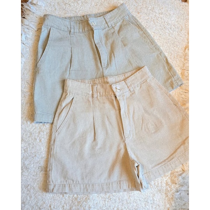 Short de gabardina Bora