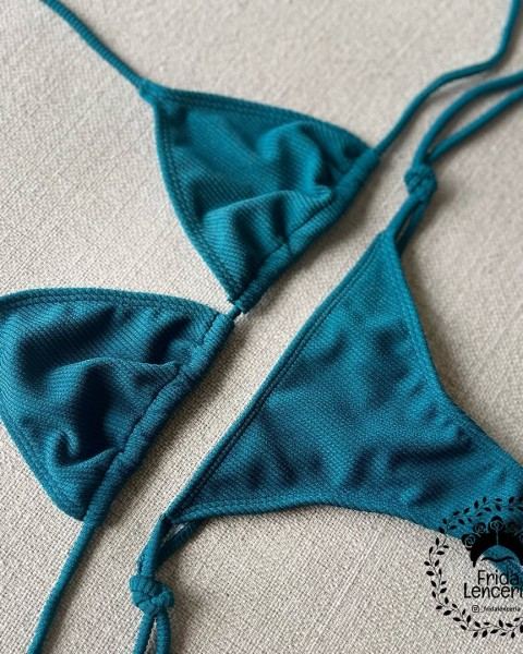 Bikini triángulo turquesa