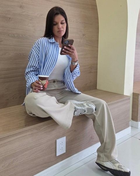 Camisa a rayas de calce relajado