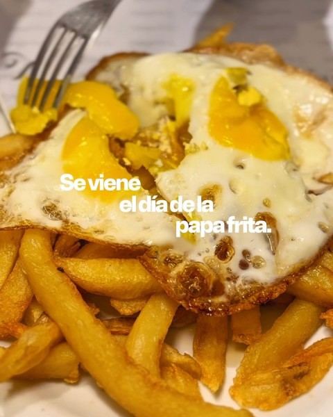 Papas fritas a caballo