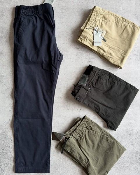 Pantalón jogger recto de gabardina