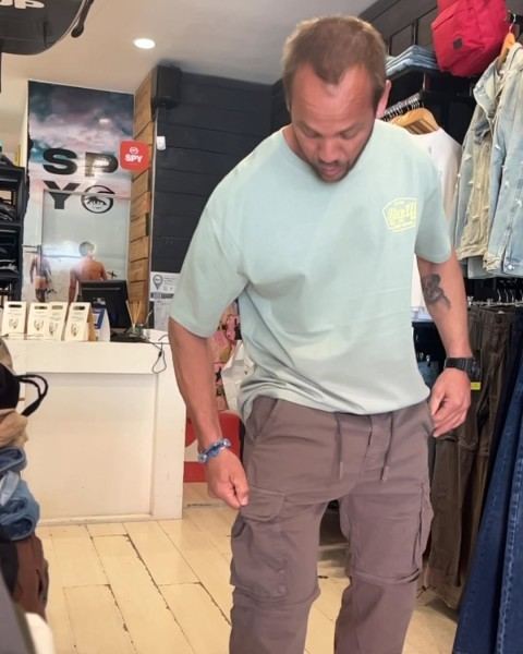 Pantalón cargo