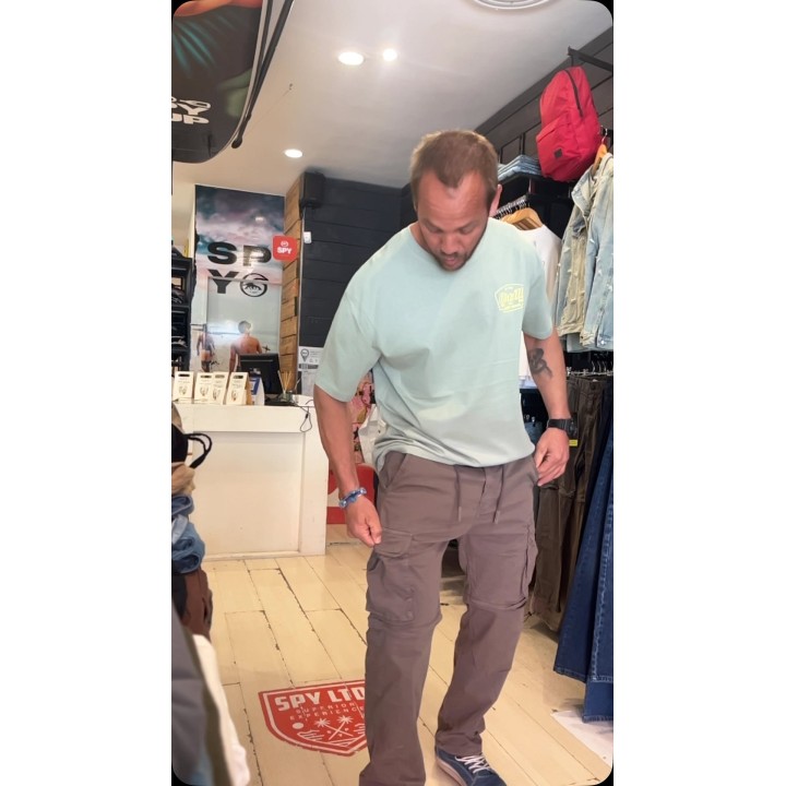 Pantalón cargo