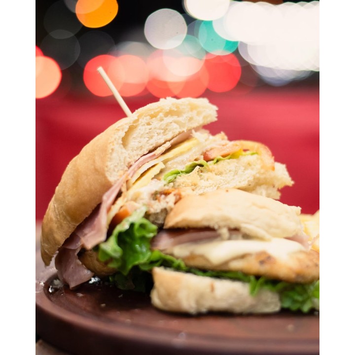 Sándwich de milanesa de pollo