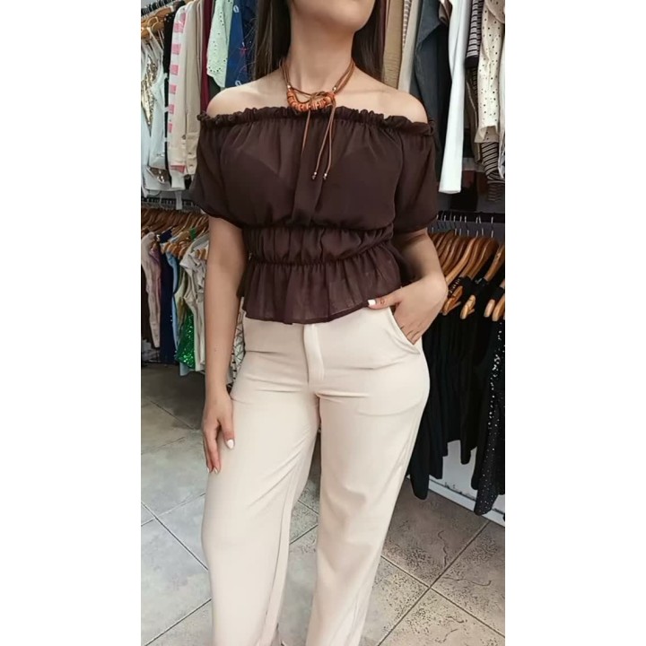 Sastrero wide leg, blusa en gasa